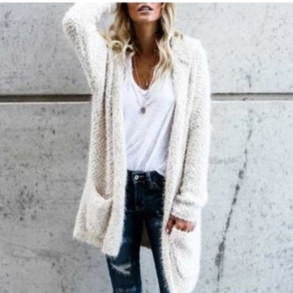 SUPER SOFT CREAM CARDIGAN - Picture 2 of 3